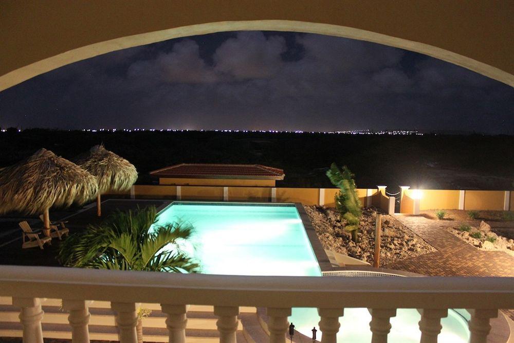 Wanapa Lodge Bonaire Bagian luar foto