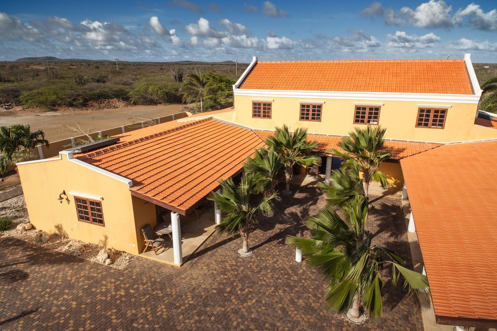 Wanapa Lodge Bonaire Bagian luar foto