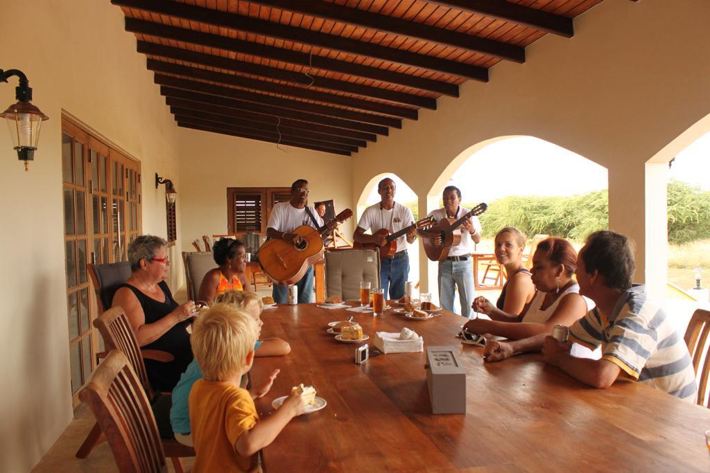Wanapa Lodge Bonaire Bagian luar foto